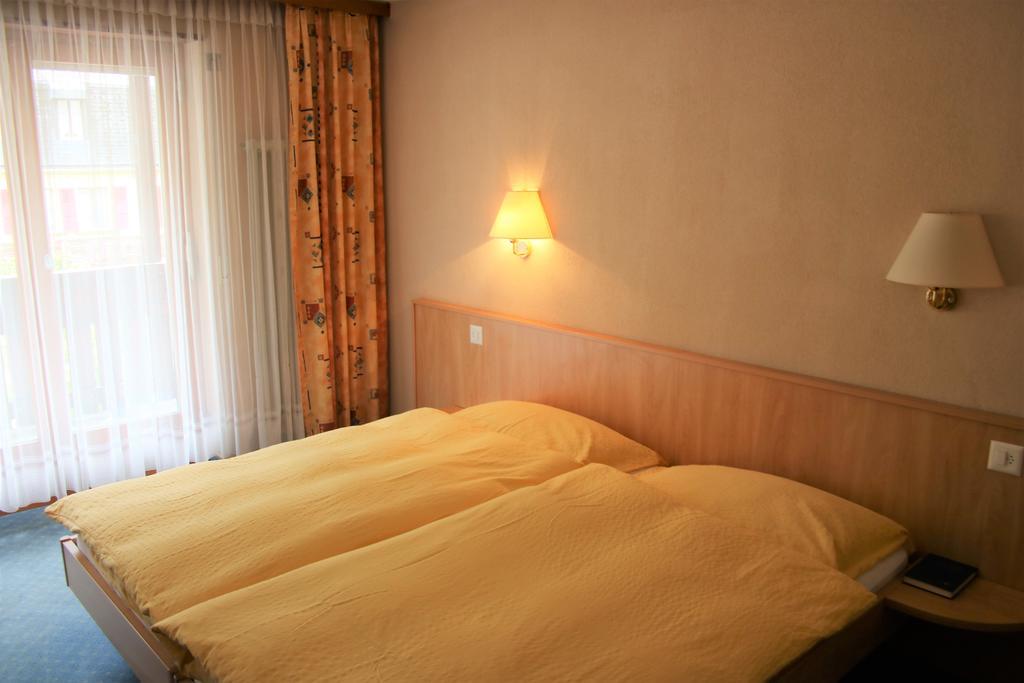 Petersgrat Hotel Kippel ภายนอก รูปภาพ